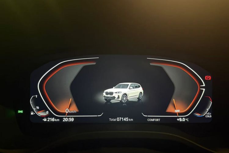 宝马X3 2023款 改款 xDrive30i 领先型 M曜夜套装中控内饰15