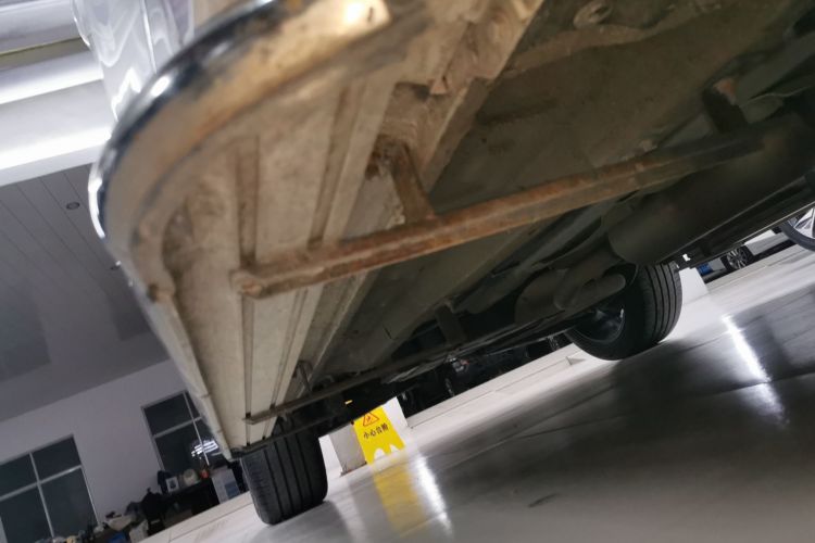 捷途X70 PLUS 2023款 1.6T DCT强者PRO+ 5座局部细节9001