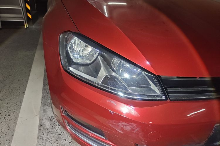 大众 高尔夫 2015款 1.4TSI 自动舒适型车身外观8