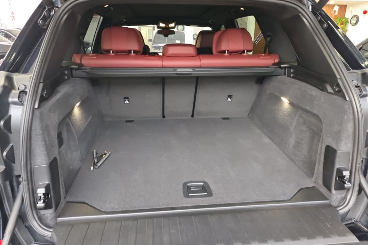 宝马X5 2023款 xDrive 40Li M运动曜夜套装局部细节23