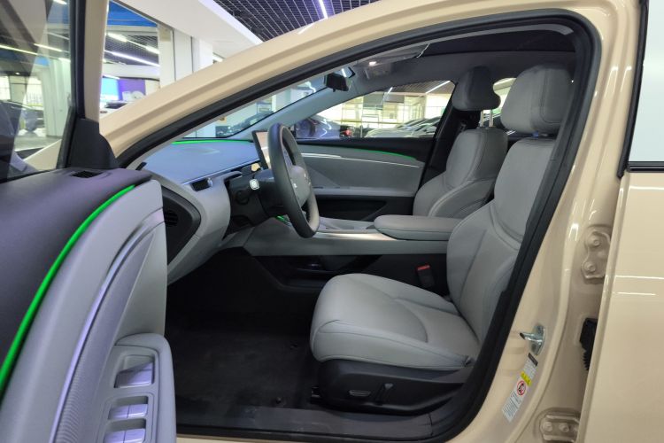 小鹏MONA M03 2024款 620 超长续航中控内饰20