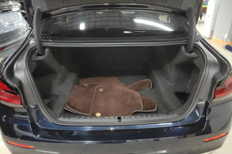 宝马5系 2022款 改款 525Li 豪华套装局部细节23