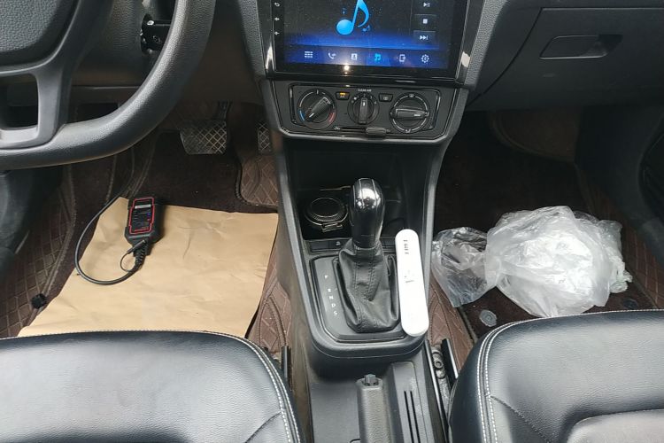 大众 桑塔纳 2019款 1.5L 自动风尚版 国VI中控内饰18