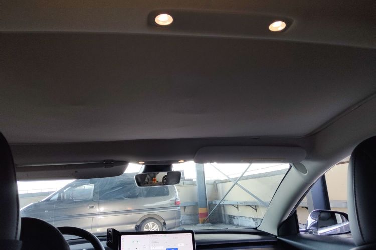 特斯拉 Model 3 2020款 改款 标准续航后驱升级版局部细节22