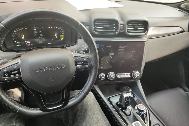 领克03 2021款 2.0TD 自动劲 冠军版中控内饰12
