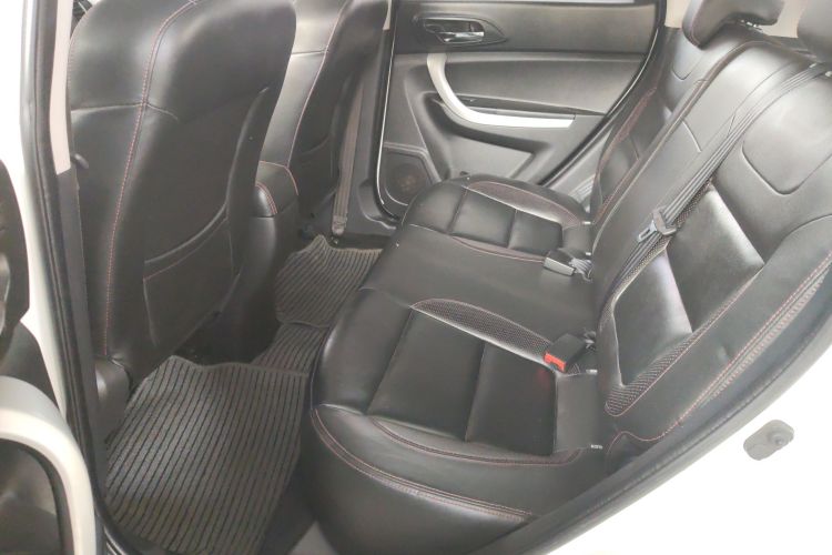 长安CS35 2015款 1.6L 自动豪华型 国V中控内饰21