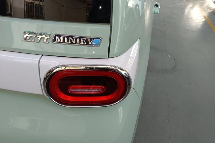 五菱汽车 宏光MINIEV 2024款 第三代 215km 进阶版车身外观6001