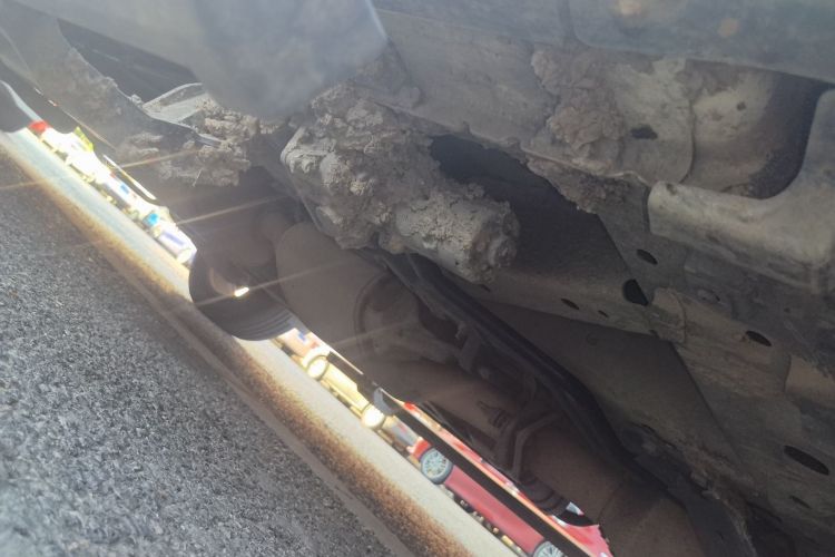 英菲尼迪QX60(进口) 2016款 2.5 S/C Hybrid 两驱卓越版 国V局部细节9001