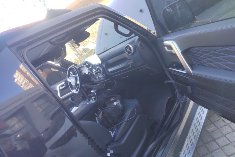 北京越野 北京BJ40 2020款 2.0T 自动四驱致敬2020版侠客型局部细节9005