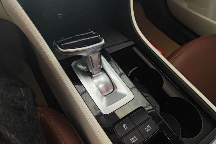 现代 名图 2021款 1.8L CVT GLX精英版局部细节18