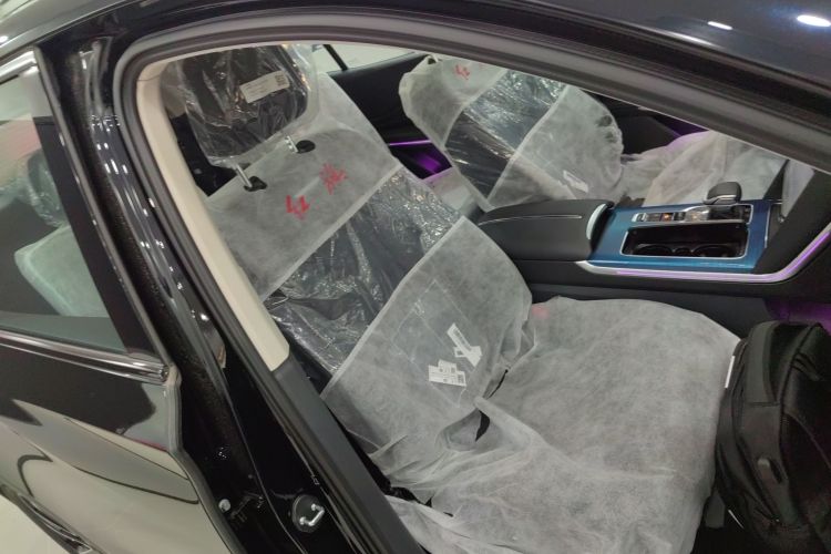 红旗HS7 PHEV 2024款 2.0T PHEV 四驱旗畅版 6座局部细节41