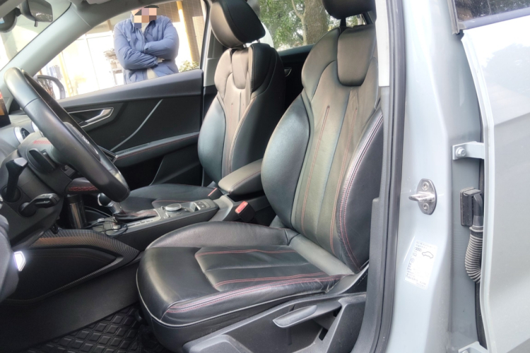 奥迪Q2L 2022款 35 TFSI 进取动感型中控内饰19