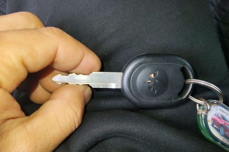 五菱汽车 五菱宏光 2016款 1.5L 改款S舒适型中控内饰11