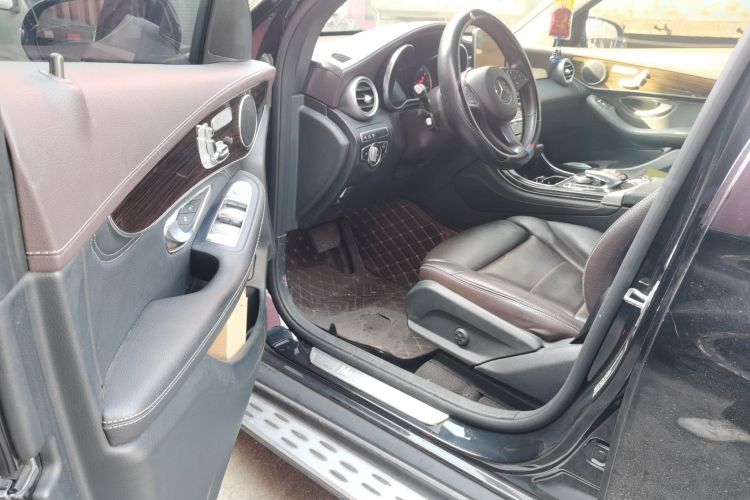 奔驰GLC 2019款 GLC 260 L 4MATIC 豪华型中控内饰20