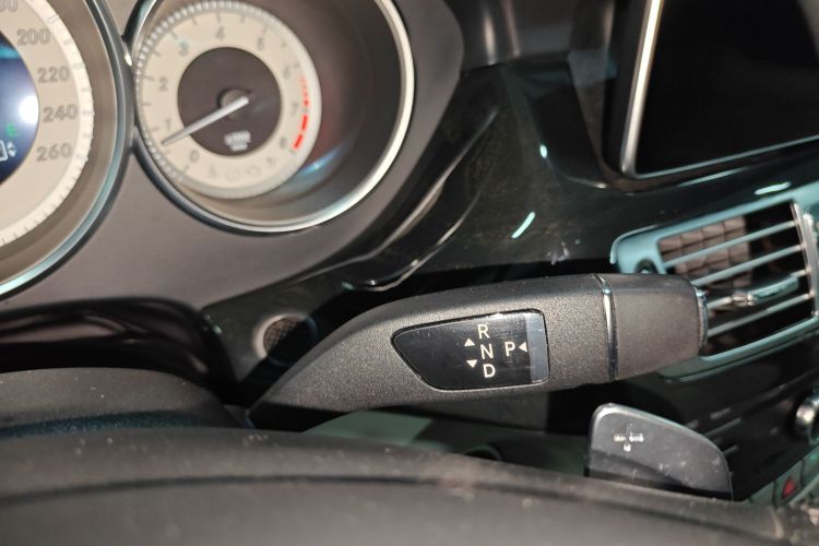 奔驰CLS 2015款 CLS 260局部细节18