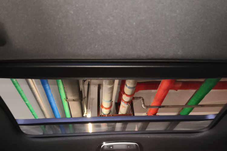 宝马7系 2021款 740Li 领先型 M运动套装中控内饰22