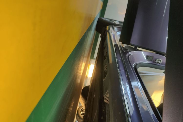 鸿蒙智行 智界S7 2025款 855km Max局部细节9001