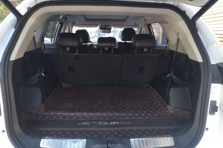 捷途X70 2021款 诸葛 1.6T DCT军师 7座局部细节23