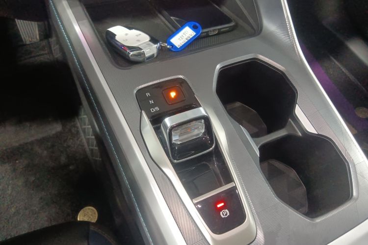 广汽传祺 传祺GS3 2023款 影速 270T 劲享版中控内饰18