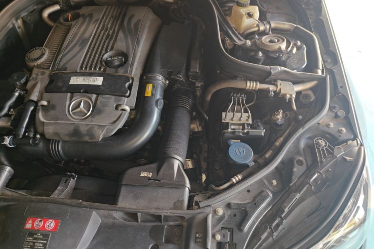 奔驰E级 2014款 E 260 L 豪华型局部细节9007