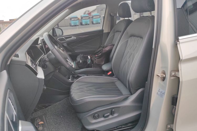 大众 途观L 2022款 330TSI 自动两驱R-Line越享版局部细节19