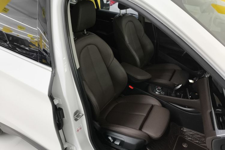 宝马X1 2021款 改款 sDrive25Li 领先型局部细节41