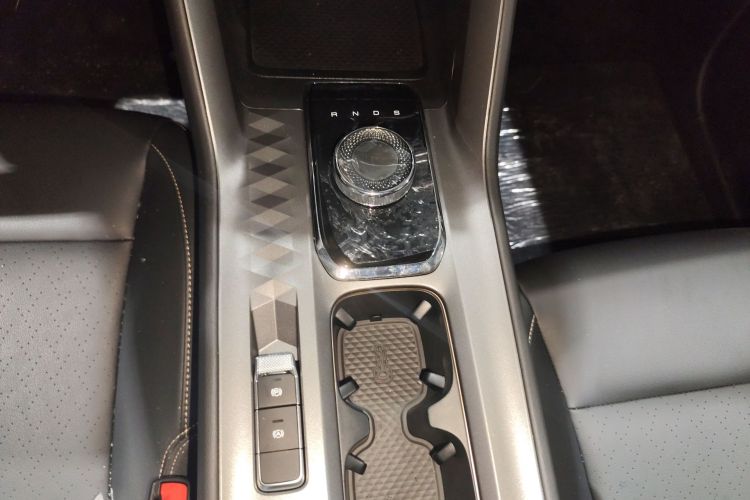 五菱汽车 五菱星云 2023款 2.0L DHT 旗舰版局部细节18