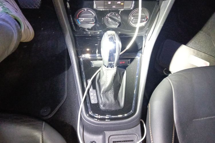 大众 宝来 2016款 1.6L 自动舒适型中控内饰18