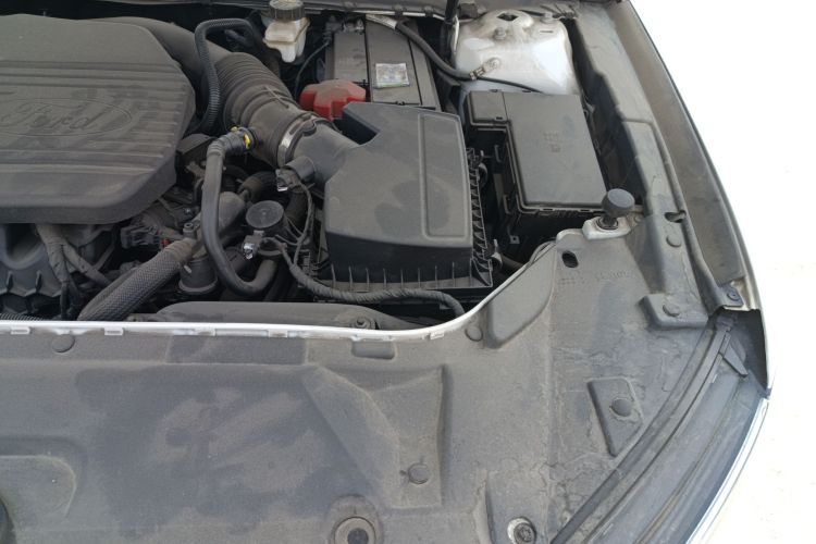 福特 金牛座 2019款 EcoBoost 245 尊享版局部细节9006