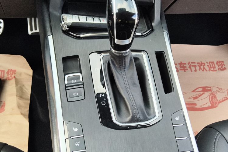 魏牌 VV5 2017款 2.0T 超豪型中控内饰18