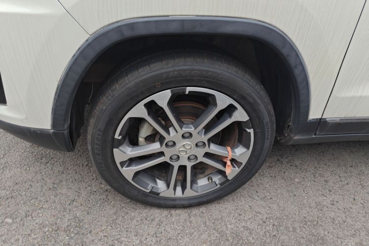 北京汽车 绅宝X35 2016款 1.5L 自动精英版车身外观6007