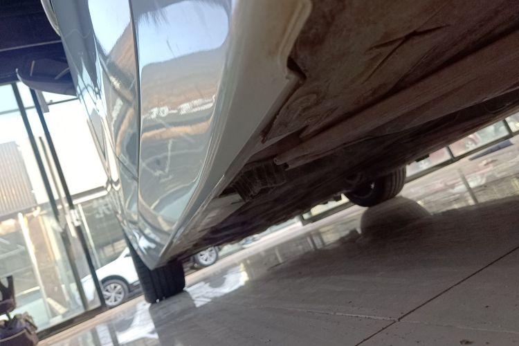 宝马1系 2017款 118i 运动型局部细节9002