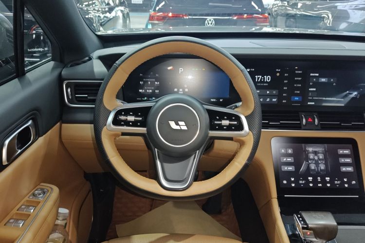 理想汽车 理想ONE 2021款 增程6座版中控内饰13