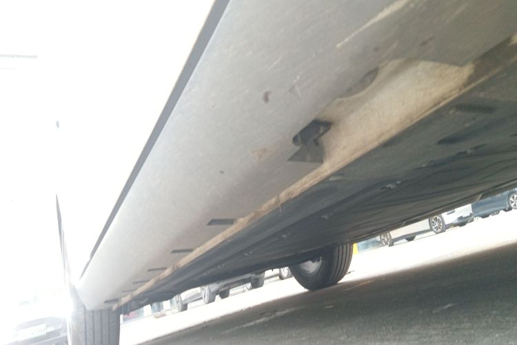 荣威D7 2023款 DMH 125km 卓越版局部细节9001