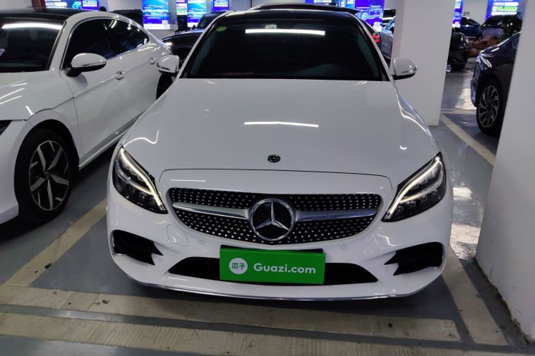 奔驰C级 2021款 C 260 L 运动版车身外观2