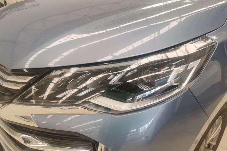 上汽大通MAXUS 大通G50 2023款 PLUS 1.5T 幸福推荐自动护航版局部细节36