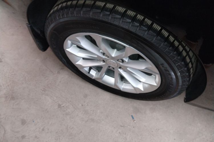 别克 君越 2022款 552T 豪华型车身外观6008