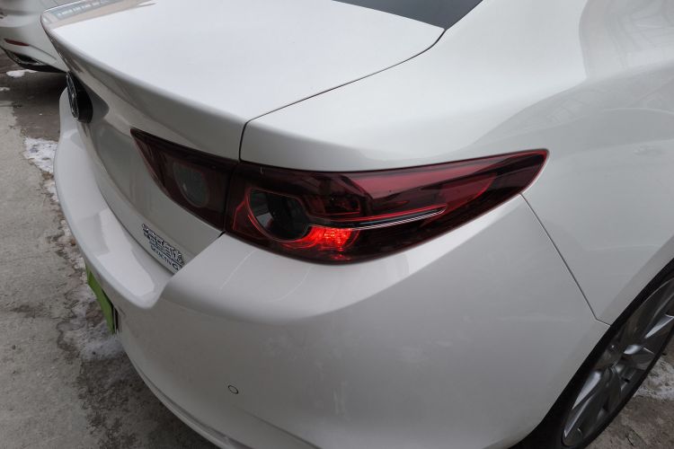 马自达3 昂克赛拉 2021款 2.0L 自动质炫版车身外观9