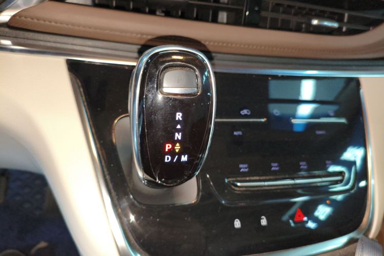 别克GL8 2022款 陆上公务舱 652T 豪华型局部细节18