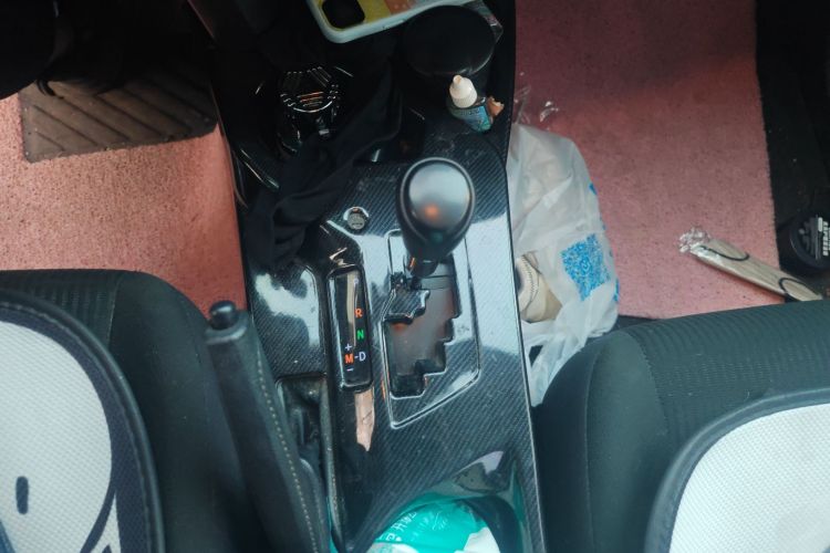 丰田 RAV4荣放 2019款 2.0L CVT两驱舒适版 国VI中控内饰18