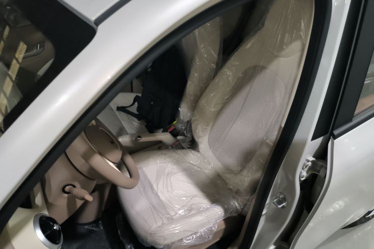 五菱汽车 宏光MINIEV 2025款 四门版 进阶款中控内饰19