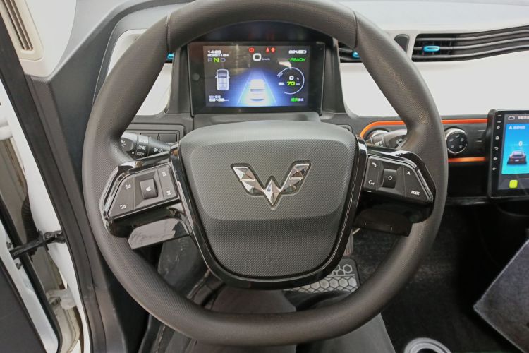 五菱汽车 宏光MINIEV 2020款 自在款 三元锂中控内饰13