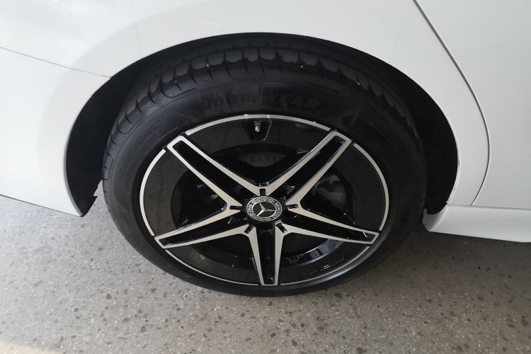 奔驰C级 2025款 C 260 L 皓夜运动版车身外观6008