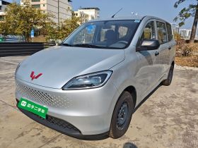 五菱汽车 五菱宏光新能源 2025款 增程式混动 50KM 标准型