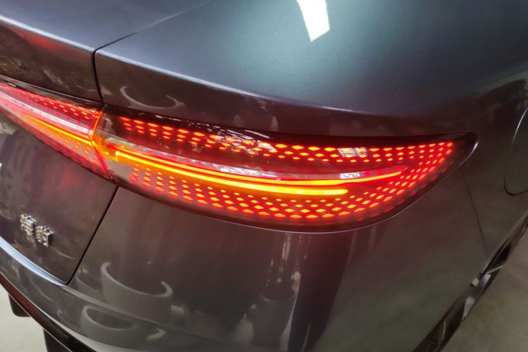 比亚迪 海豹 2022款 700km 长续航后驱版车身外观9