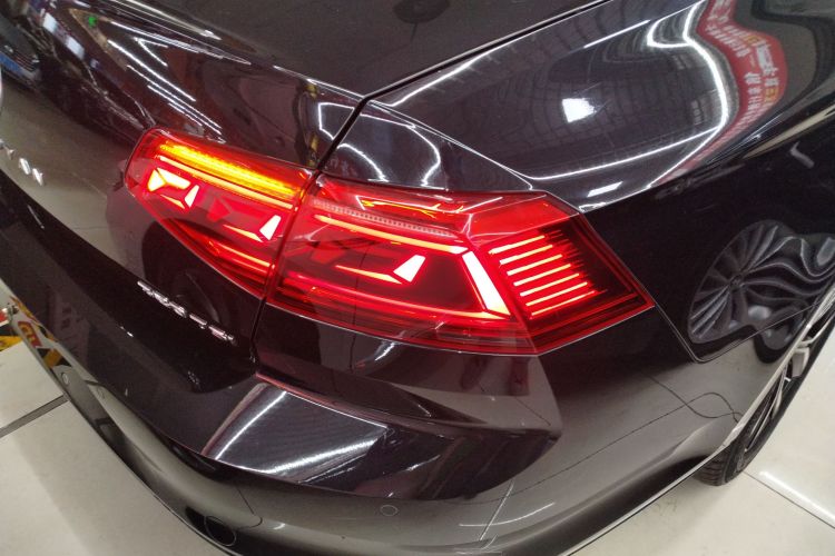 大众 迈腾 2020款 330TSI DSG 领先型车身外观9