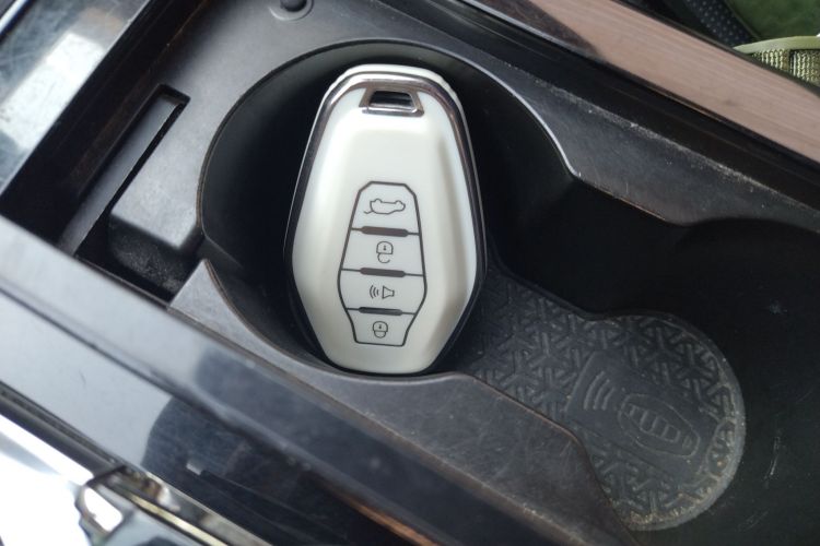 捷途X70 2021款 诸葛 1.6T DCT军师 7座中控内饰7001