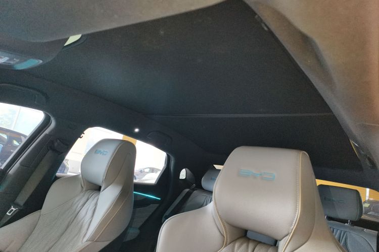 比亚迪 海豹 2023款 冠军版 550km 精英型中控内饰22