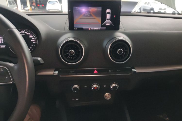 奥迪A3 2019款 Limousine 35 TFSI 进取型 国VI中控内饰16