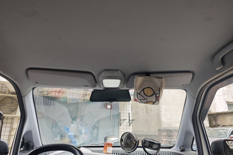 宝骏E200 2020款 305KM 智行版中控内饰22